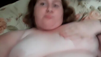 Big Ass Bbw Gets Her Tight Pussy Squirted On